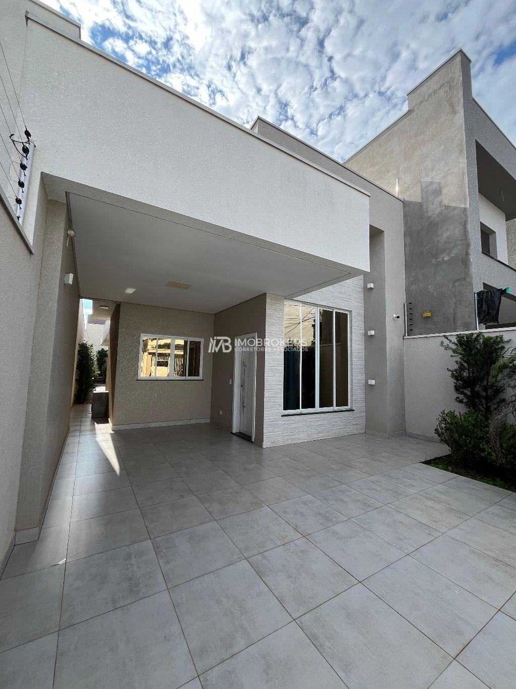 Casa à venda no bairro Parque Presidente 1 - em Foz do Iguaçu-PR