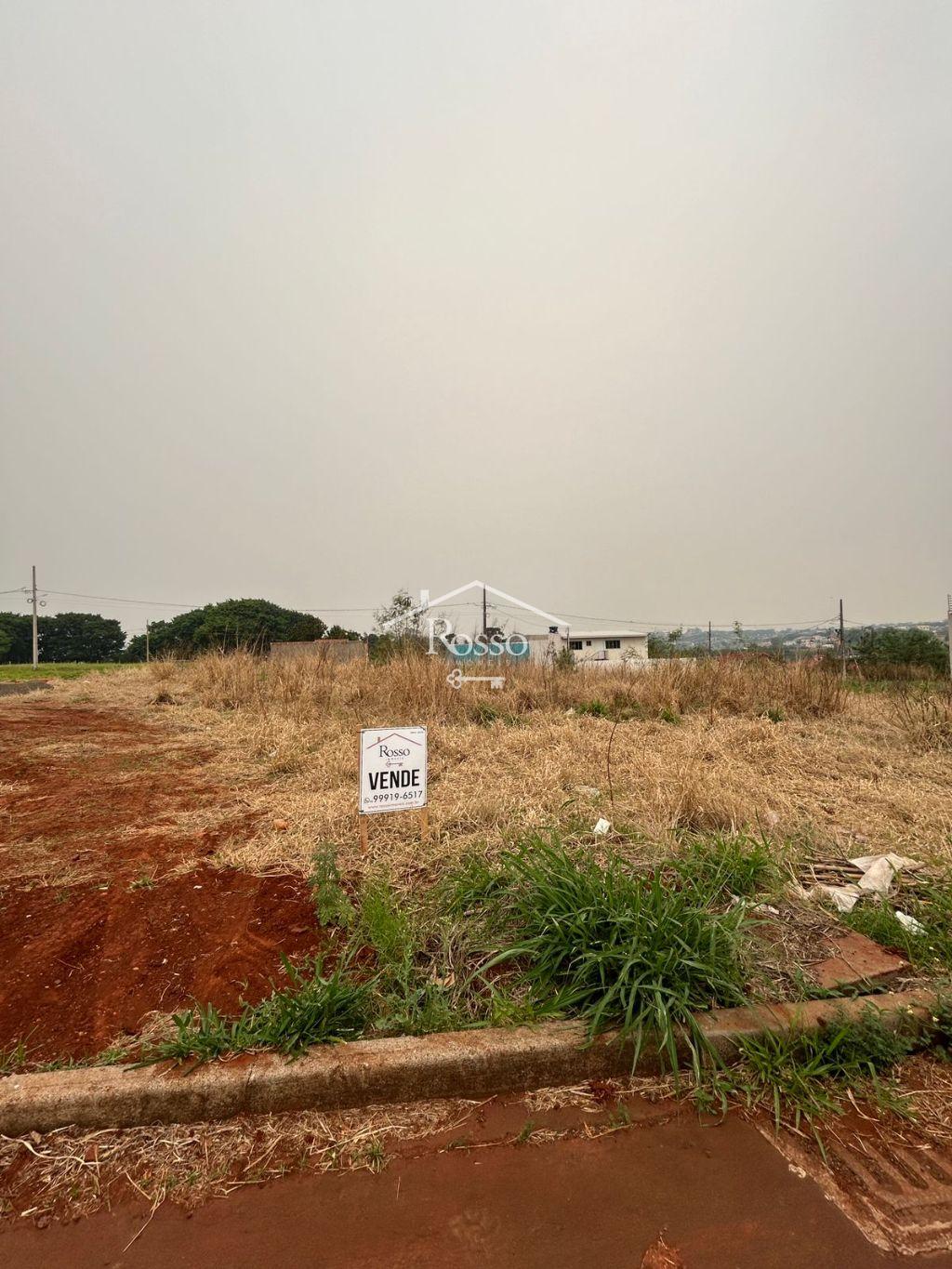 Terreno no Loteamento Mônaco