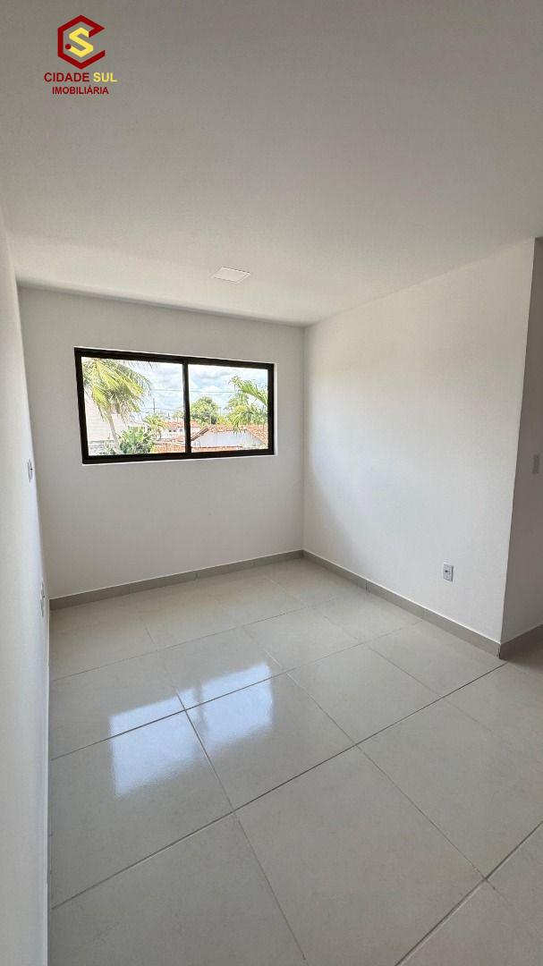 Apartamento á venda no Funcionários IV por R$180 Mil