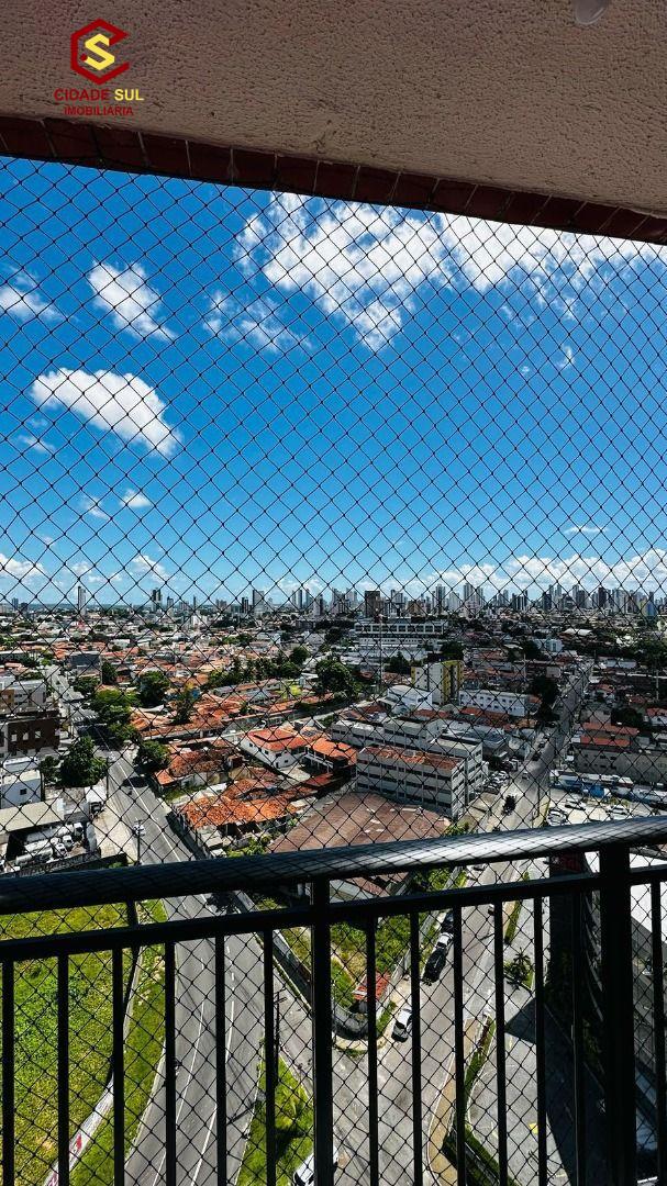 Apartamento com 3 dormitórios à venda, 69 m² por R$ 340.000,00...