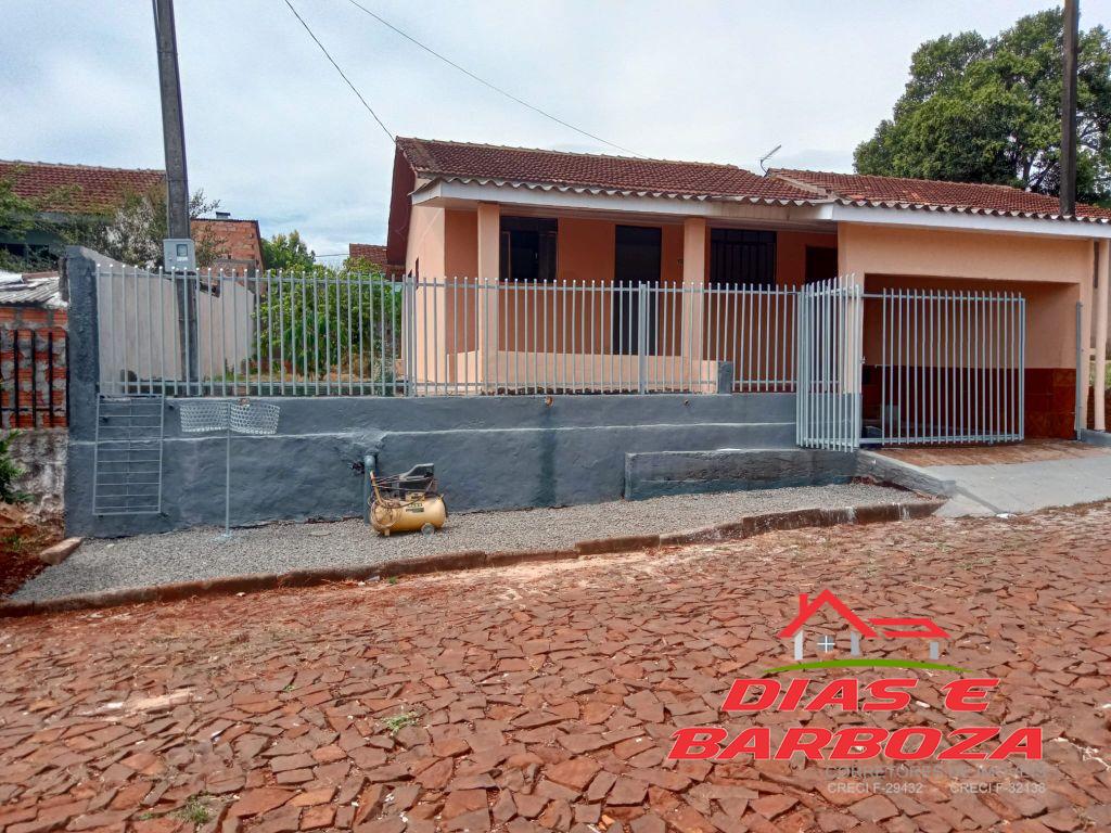 Lote de 200,25m com rea construda de 90m, localizado no Bairro Colina Verde 
