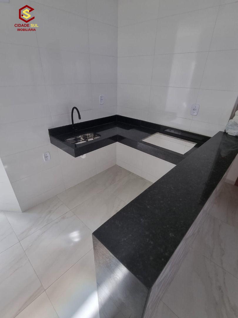 Apartamento no Castelo Branco.