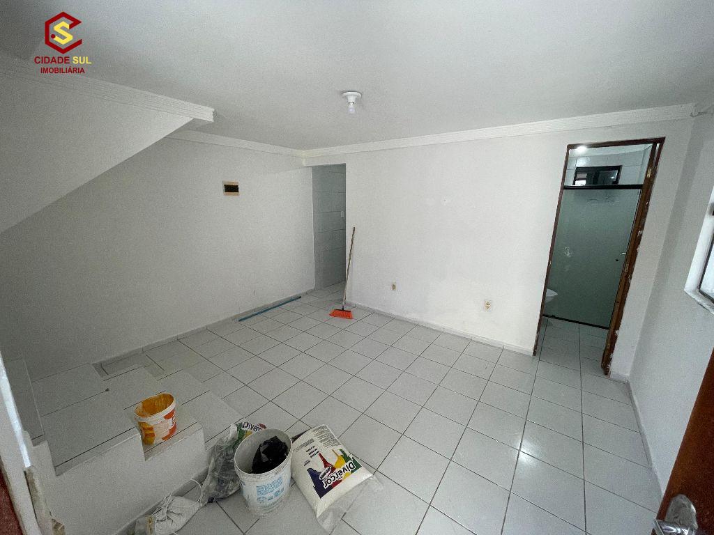 Casa Duplex á venda em Mangabeira IV por R$200 Mil