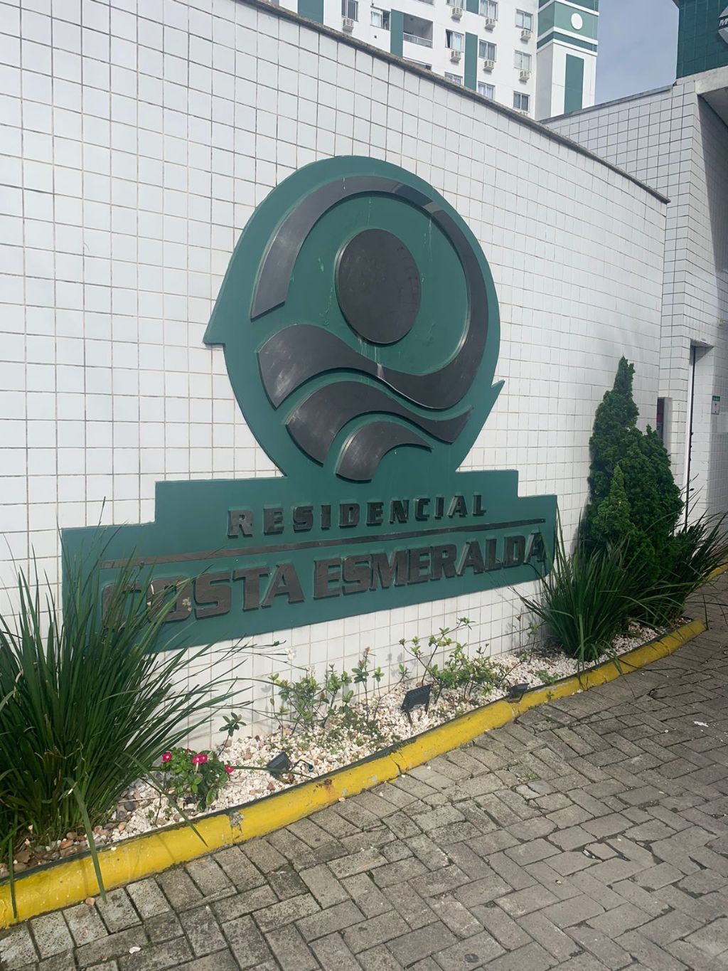 APARTAMENTO MOBILIADO 