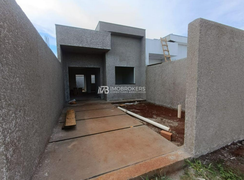 Casa à venda no bairro Jardim das Oliveiras - em Foz do Iguaçu-PR