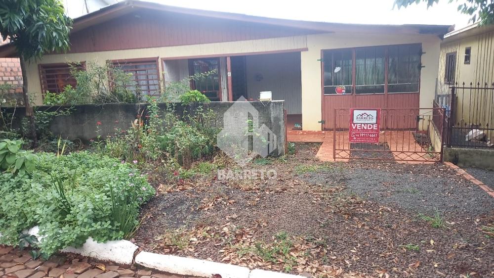 CASA LOCALIZADA NO CENTRO DA CIDADE EM ÓTIMA LOCALIZAÇÃO