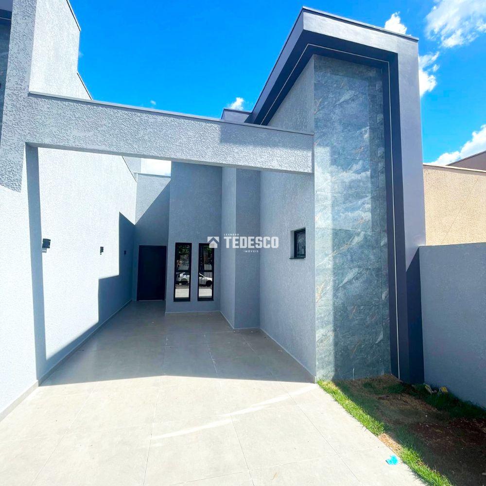 Linda Casa ? Venda na Vila Industrial