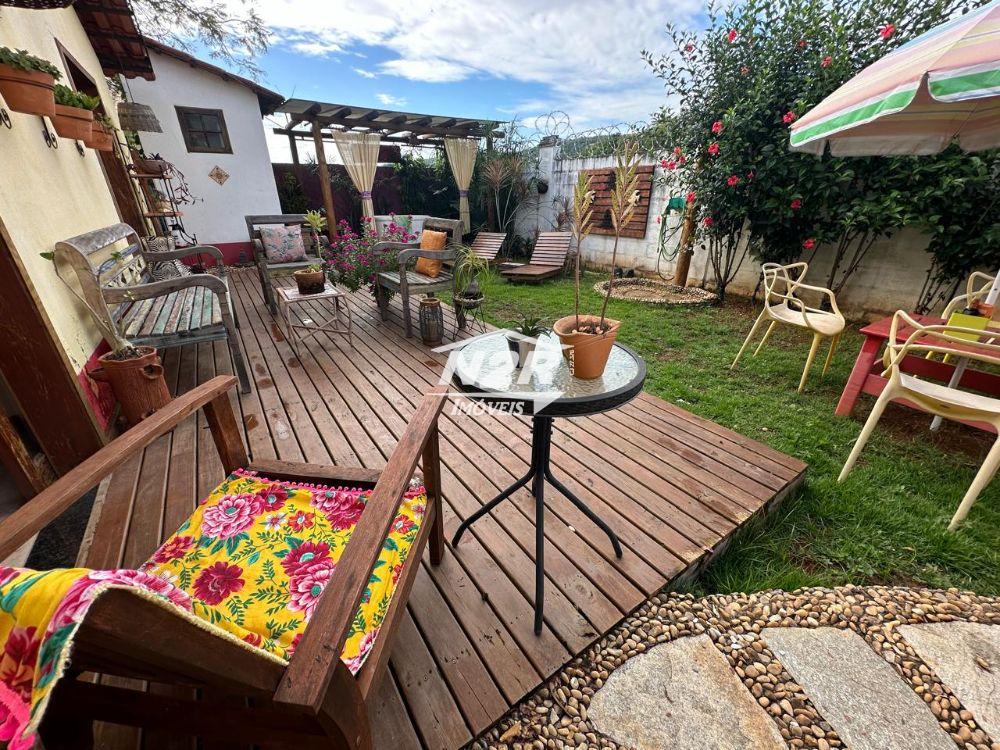 LINDA CASA EM PIRENOPOLIS, 3 QUARTOS SENDO 1 SUITE!