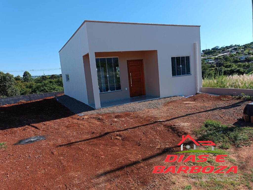 Lote com 289m e casa de 70m, Localizado no Loteamento Vila Bela em Ampre.