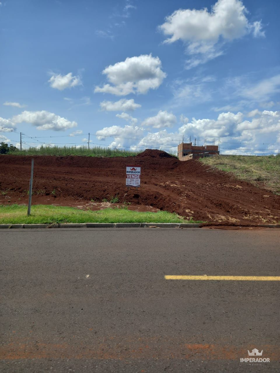 TERRENO DE ESQUINA BAIRRO PARQUE DO SOM