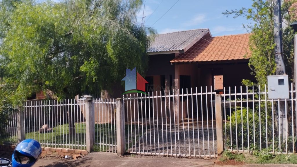 CASA DE ALVENARIA NO BAIRRO FLORENÇA