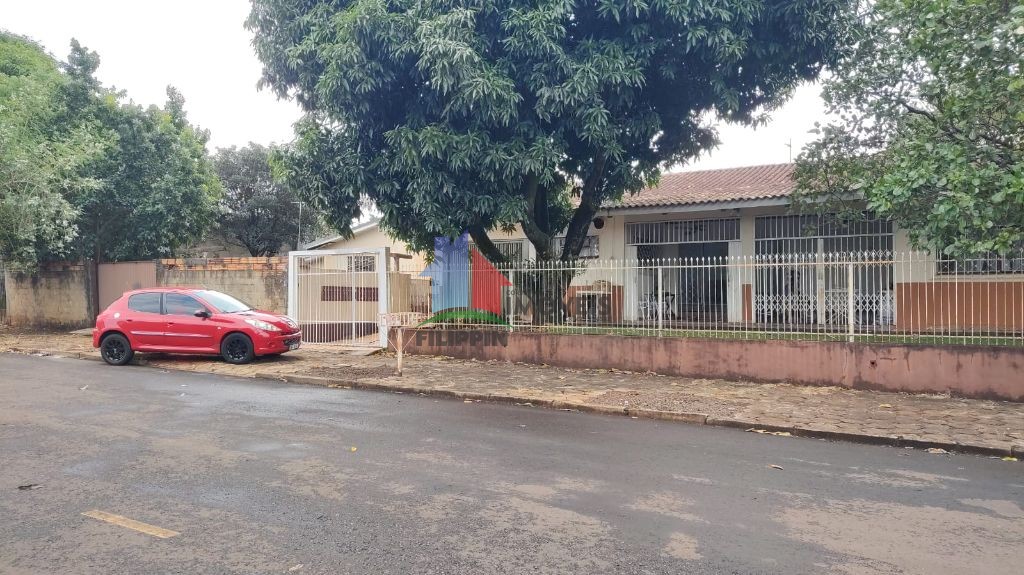 LOTE COM 2 CASAS CIDADE ALTA